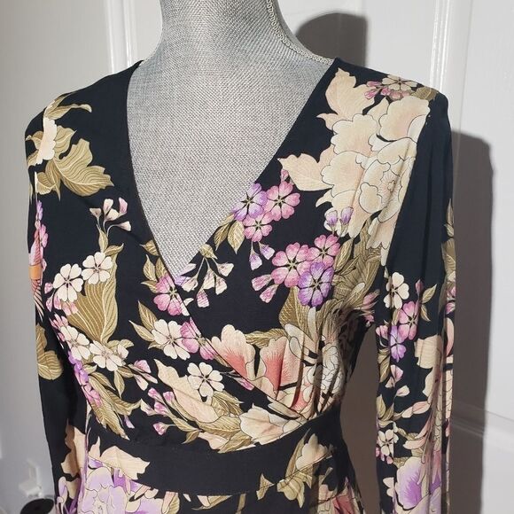 SPELL wrap mini dress - Picture 3 of 6